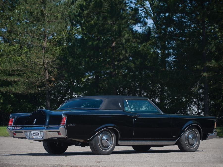  Lincoln Continental Mark III 1967 года  (фото 4 из 13)